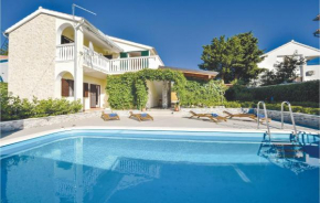 Amazing Home In Murter With Wifi